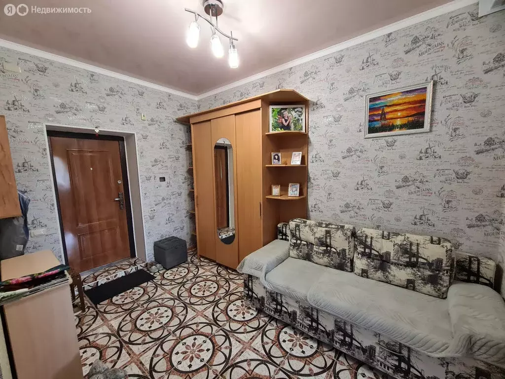 2-комнатная квартира: Магнитогорск, улица Дёмы, 123 (61.8 м) - Фото 0