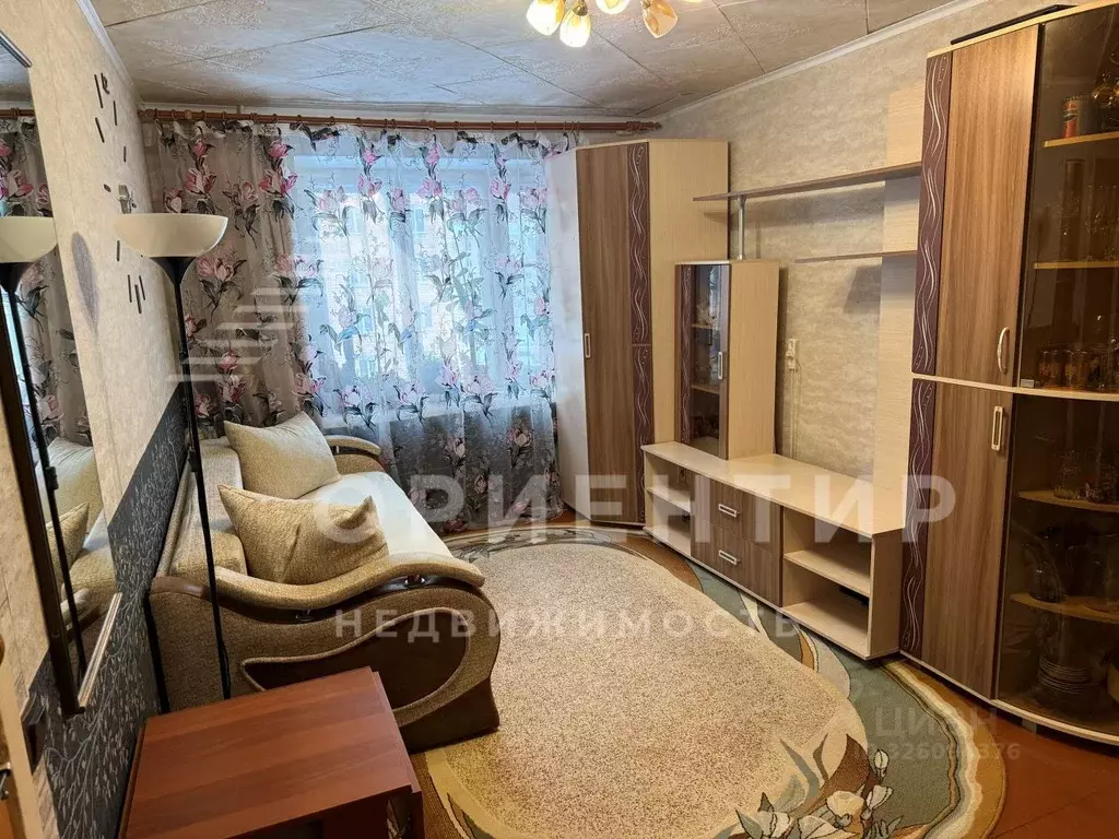 Комната Свердловская область, Екатеринбург ул. Токарей, 33 (31.2 м) - Фото 1