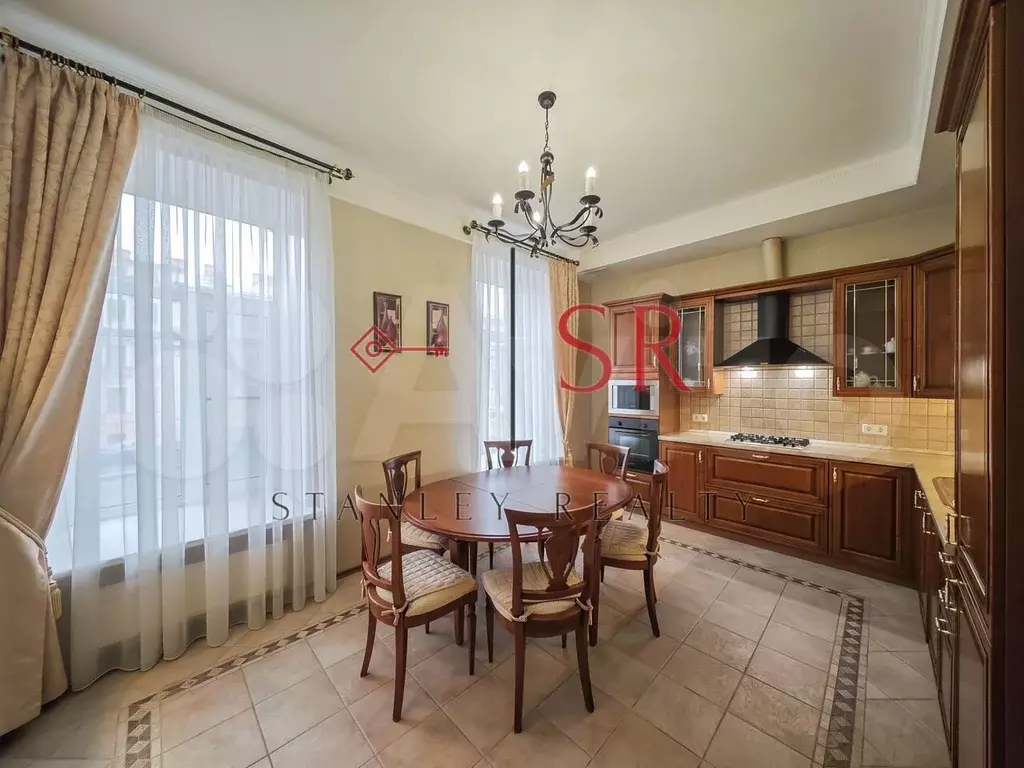 4-к. квартира, 110 м, 2/4 эт. - Фото 0