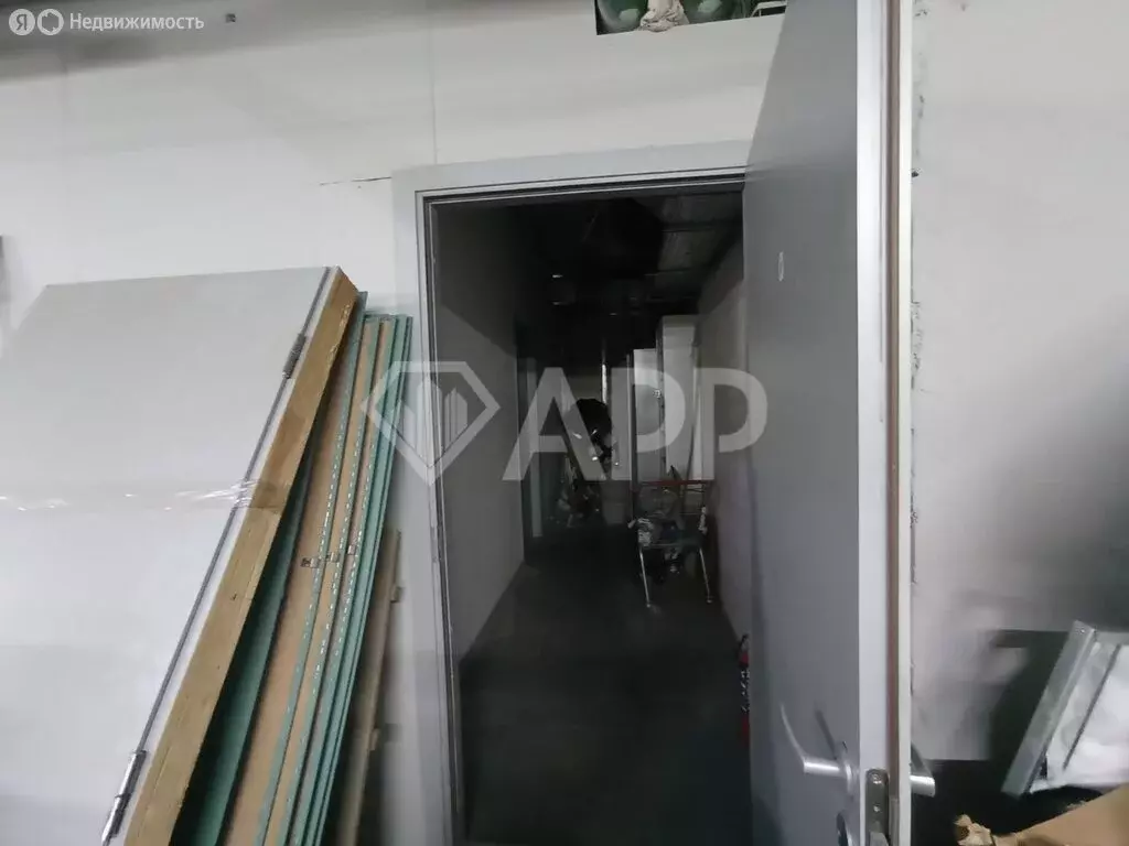 Помещение свободного назначения (240 м) - Фото 1