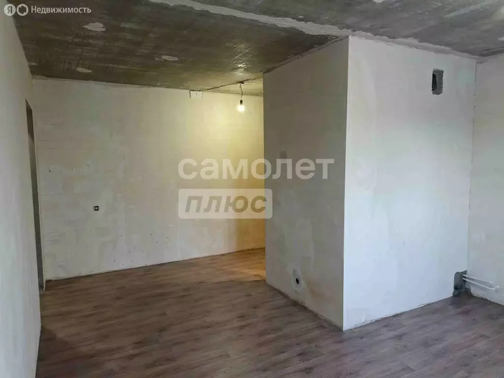 2-комнатная квартира: Миасс, проспект Макеева, 82 (65 м) - Фото 1