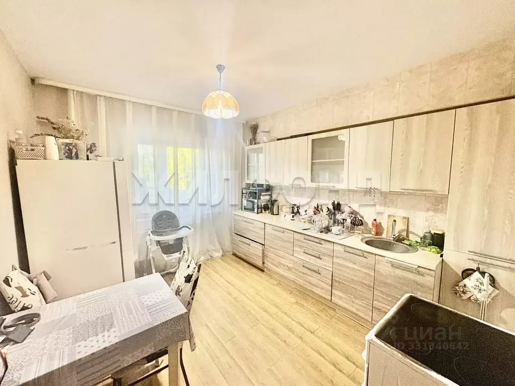 3-к кв. Иркутская область, Иркутск ул. Можайского, 3/2 (74.1 м) - Фото 1