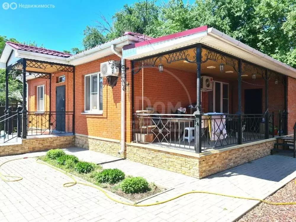 Дом в Батайск, улица Клары Цеткин, 168 (80 м) - Фото 1