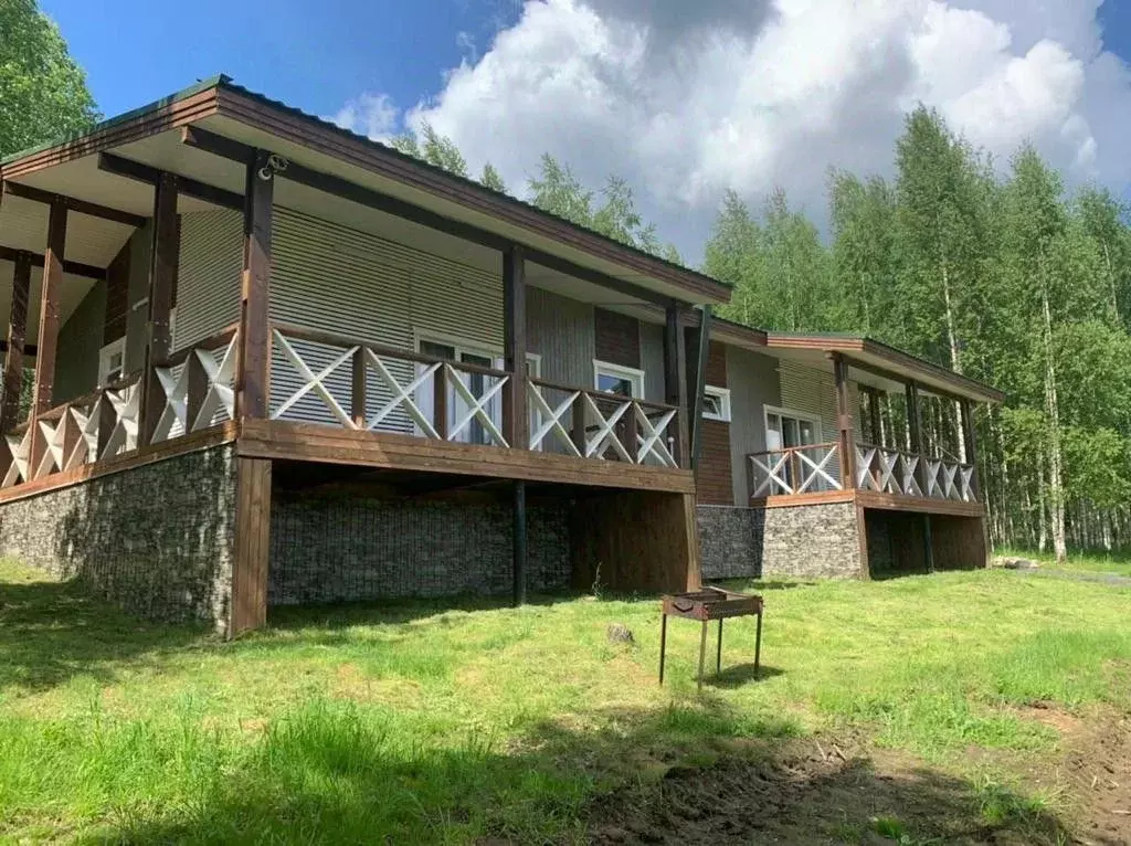 1-к кв. Новгородская область, Любытинское с/пос, д. Бор 129 (70.0 м) - Фото 0