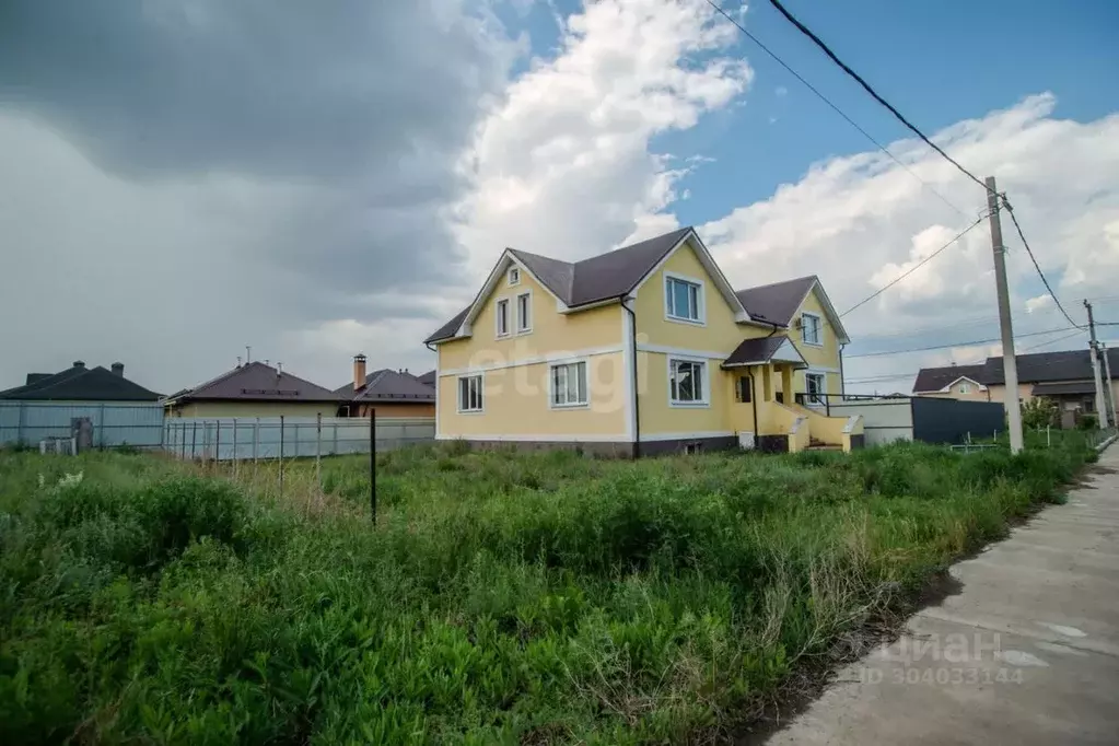 таунхаус в ульяновская область, ульяновск ул. землякова (200 м) - Фото 0