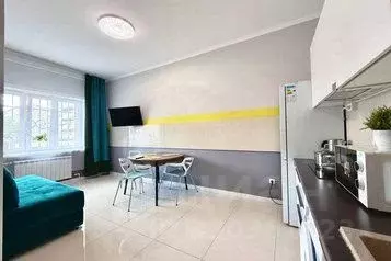 3-к кв. Бурятия, Улан-Удэ ул. Модогоева, 10 (90.0 м) - Фото 1