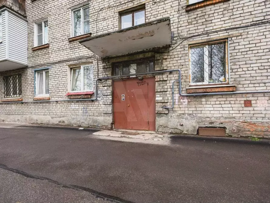 Комната 9 м в 6-к., 2/5 эт. - Фото 1