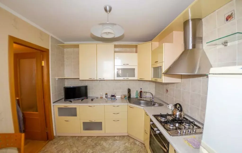 2-к кв. Крым, Симферополь ул. Самокиша, 10А (52.0 м) - Фото 2