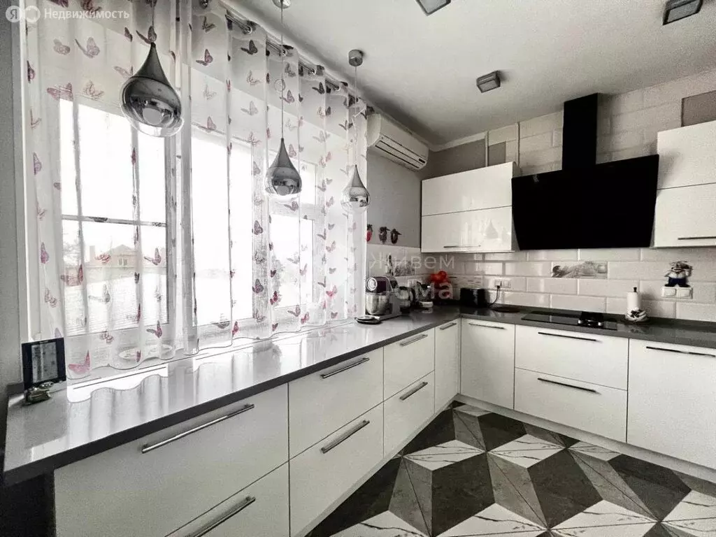 Дом в Волгоград, Беломорская улица (200 м) - Фото 2