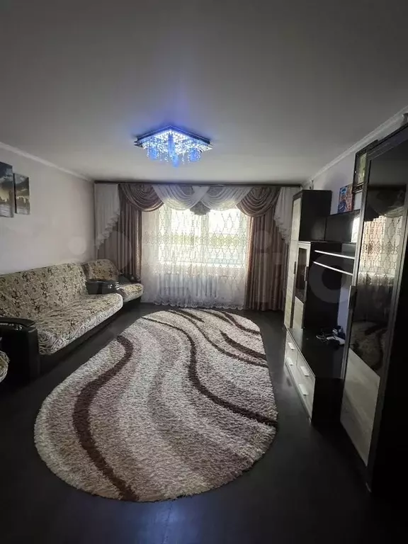 2-к. квартира, 65 м, 4/9 эт. - Фото 0