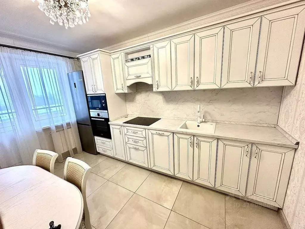 3-к кв. Москва ул. Дмитрия Ульянова, 36 (95.0 м) - Фото 0