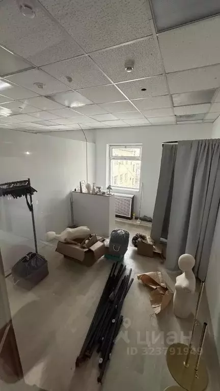 Торговая площадь в Саха (Якутия), Якутск ул. Аммосова, 6 (17 м) - Фото 1