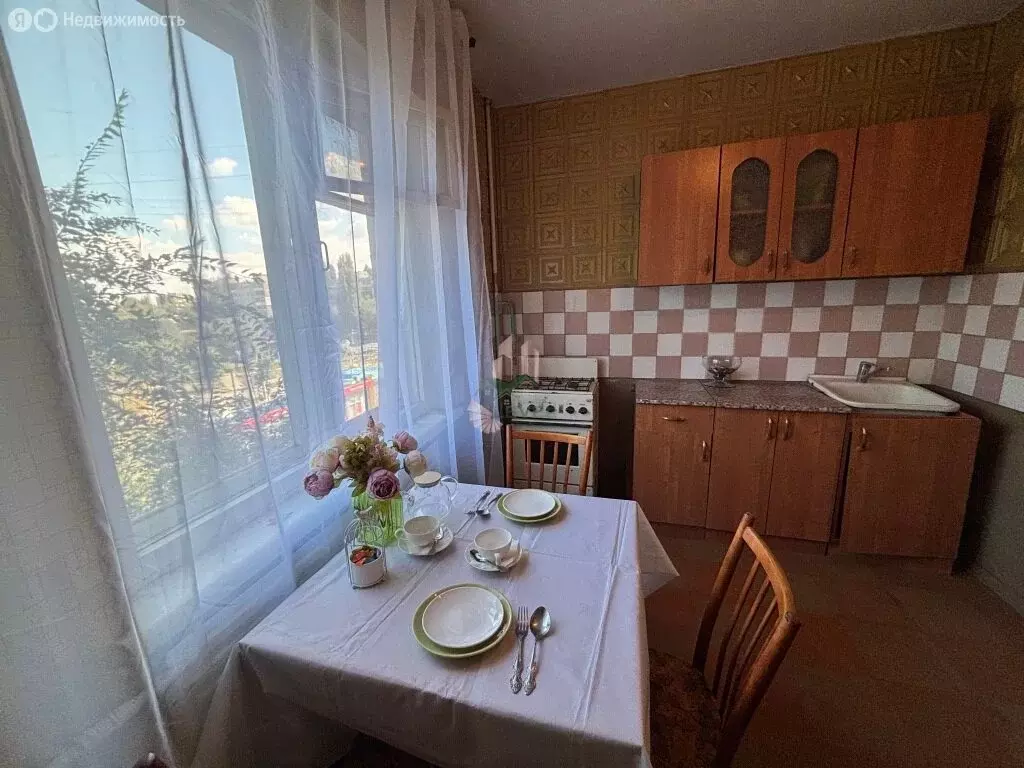 1-комнатная квартира: Энгельс, Степная улица, 126 (37.4 м) - Фото 0