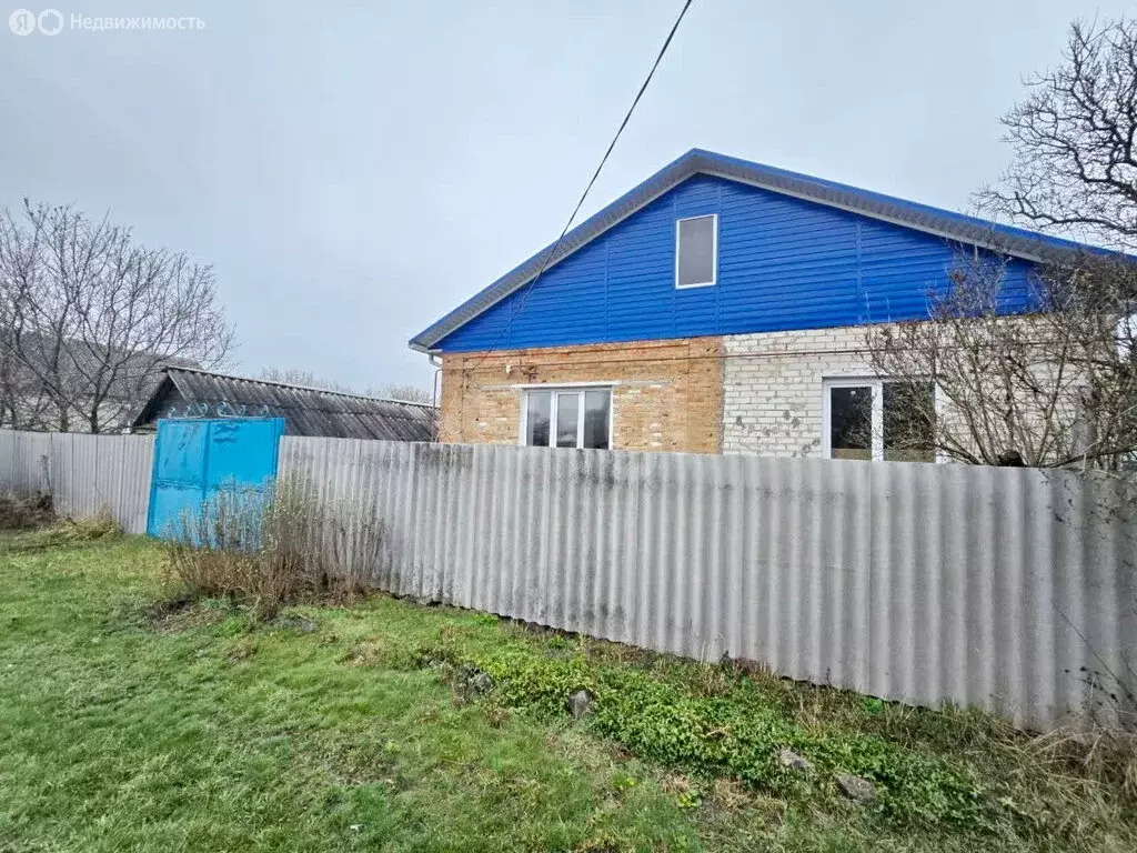 Дом в Белгородская область, Валуйский муниципальный округ, рабочий ... - Фото 2