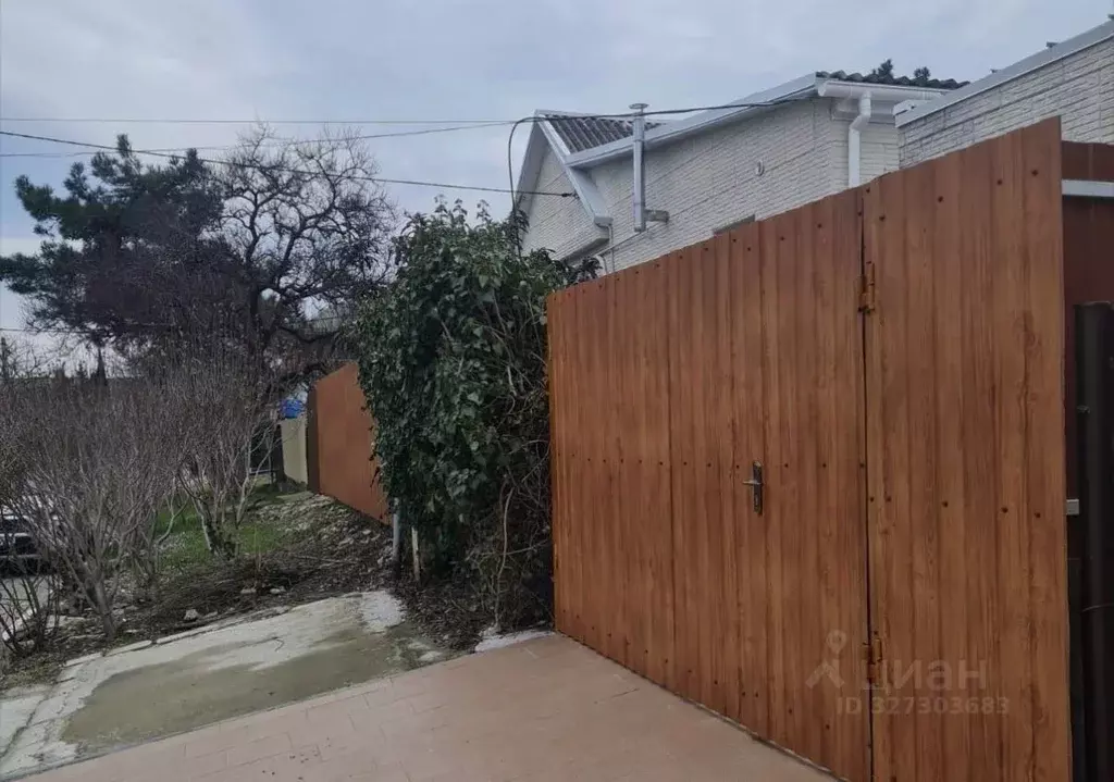 Участок в Краснодарский край, Геленджик ул. Калинина, 24 (6.0 сот.) - Фото 1