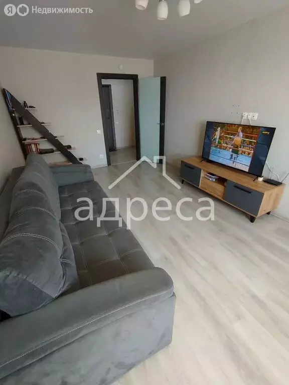 1-комнатная квартира: Самара, проспект Кирова, 322Ак1 (42 м) - Фото 0