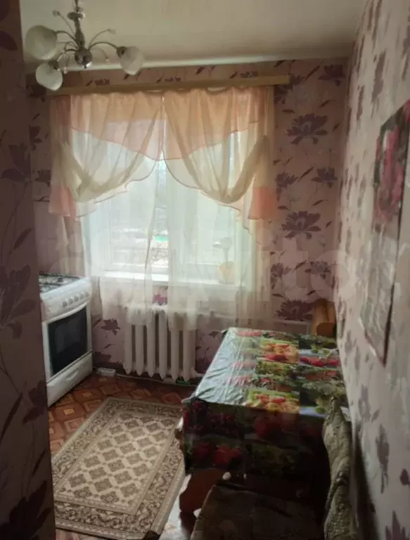 3-к. квартира, 58 м, 4/4 эт. - Фото 0