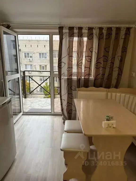 1-к кв. Краснодарский край, Абинск Красноармейская ул., 22 (39.0 м) - Фото 1