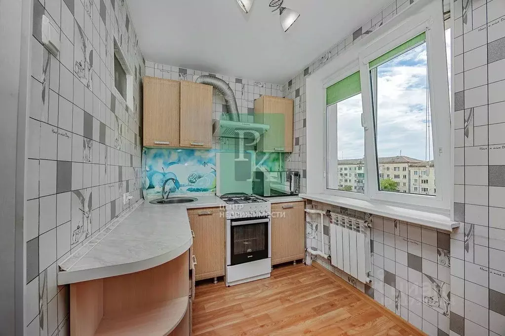 1-к кв. Севастополь ул. Бориса Михайлова, 19 (42.2 м) - Фото 0