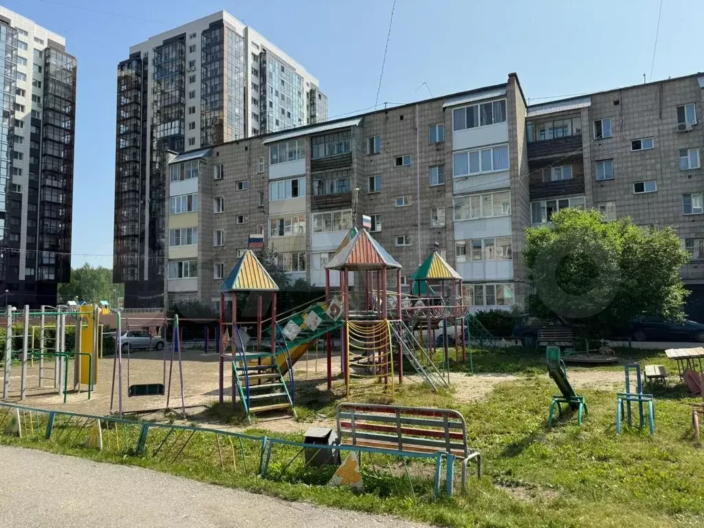 3-к. квартира, 61 м, 5/5 эт. - Фото 0
