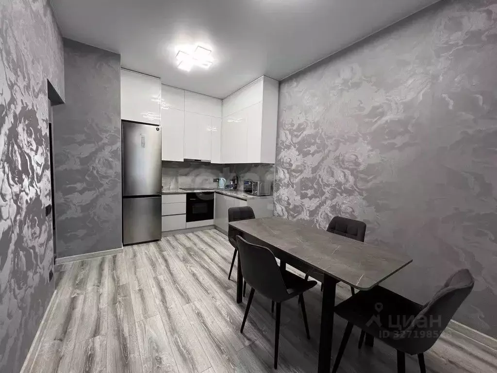 1-к кв. Крым, Симферополь просп. Александра Суворова (40.0 м) - Фото 1