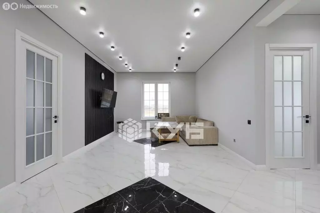 Дом в Зеленоградск, Коммунальная улица, 52 (160 м) - Фото 1