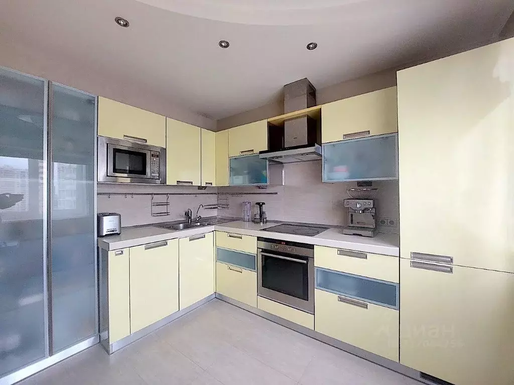 3-к кв. Москва ул. Герасима Курина, 16 (80.0 м) - Фото 1