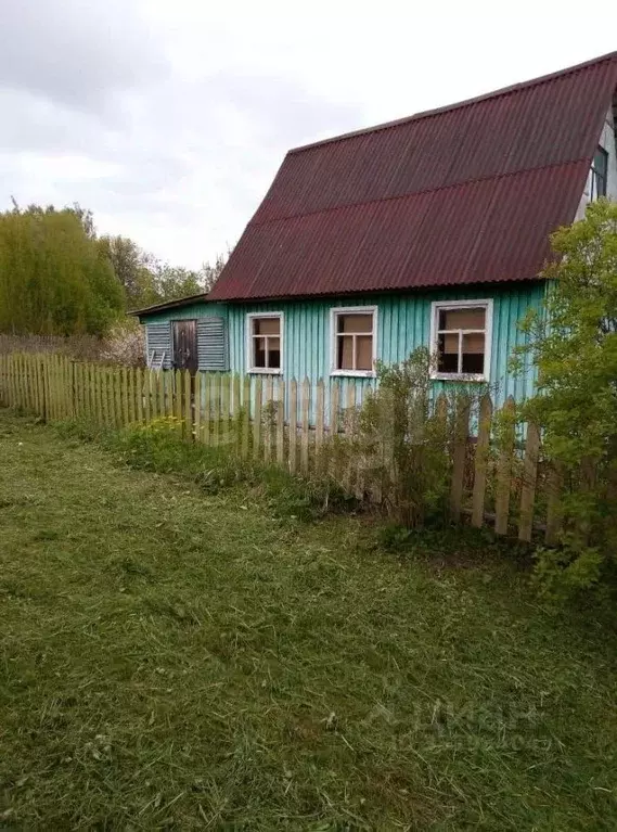 Дом в Калужская область, Бабынинский муниципальный округ, д. Волчье  ... - Фото 1