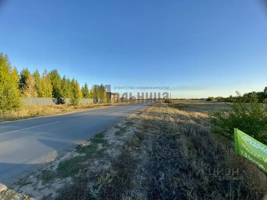 Участок в Волгоградская область, Среднеахтубинский район, Фрунзенское ... - Фото 1