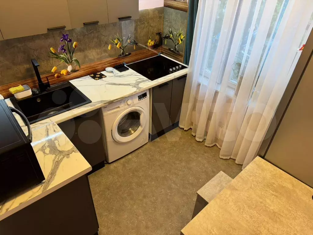 2-к. квартира, 45 м, 2/9 эт. - Фото 0