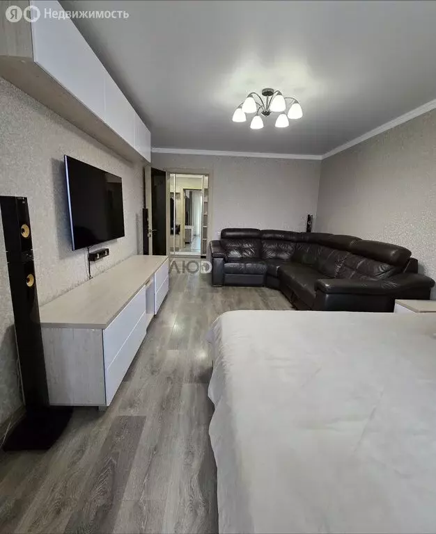 2-комнатная квартира: Энгельс, улица Шурова Гора, 7/16 (68.3 м) - Фото 1