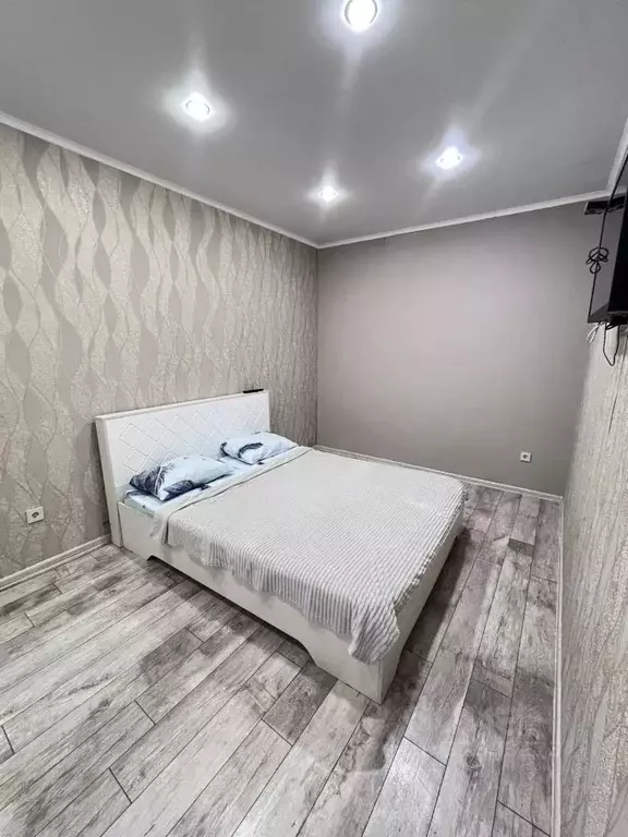 2-к кв. Краснодарский край, Геленджик ул. Генерала Раевского, 6 (63.0 ... - Фото 1