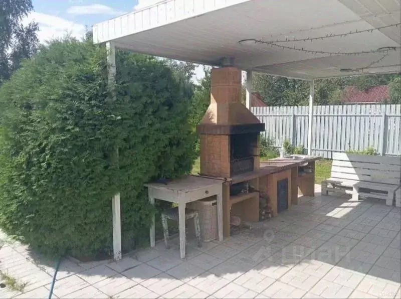 Дом в Самарская область, Ставропольский район, Верхнее Санчелеево ... - Фото 2