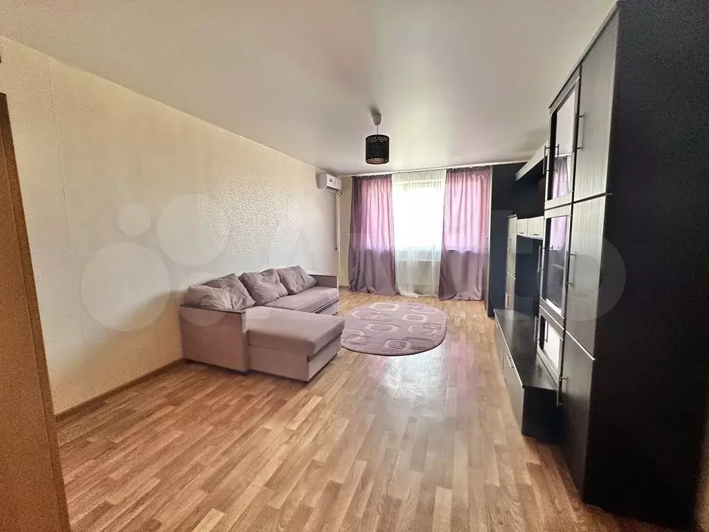 2-к. квартира, 70 м, 3/9 эт. - Фото 1