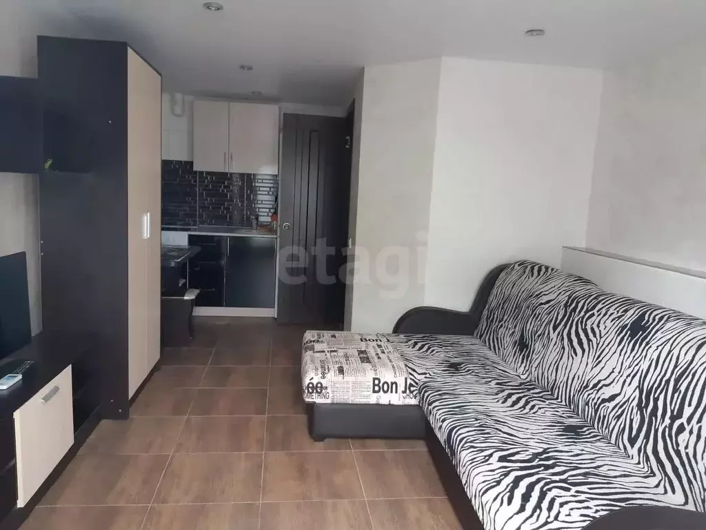 Гараж в Крым, Ялта ул. Суворовская, 21А (88 м) - Фото 1