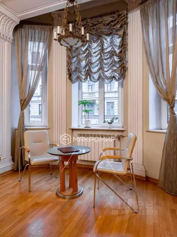 5-к кв. Санкт-Петербург Каменноостровский просп., 20 (244.0 м) - Фото 1