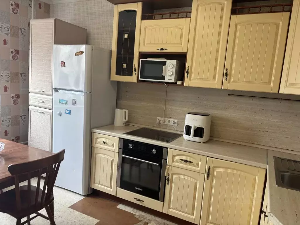 1-к кв. Московская область, Лобня ул. Катюшки, 54 (40.0 м) - Фото 1