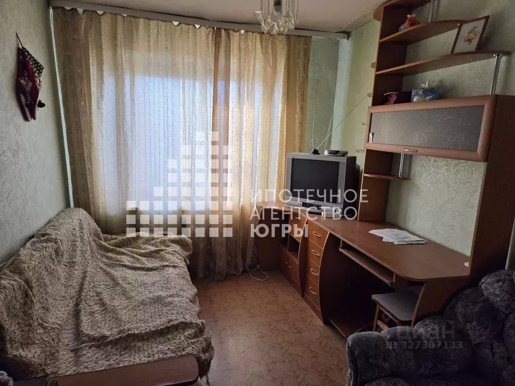 Комната Ханты-Мансийский АО, Нефтеюганск 10-й мкр, 8 (10.6 м) - Фото 2