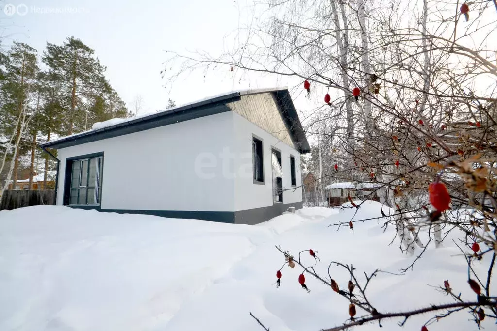 Дом в Якутск, улица Тимофея Бутакова (56.8 м) - Фото 1