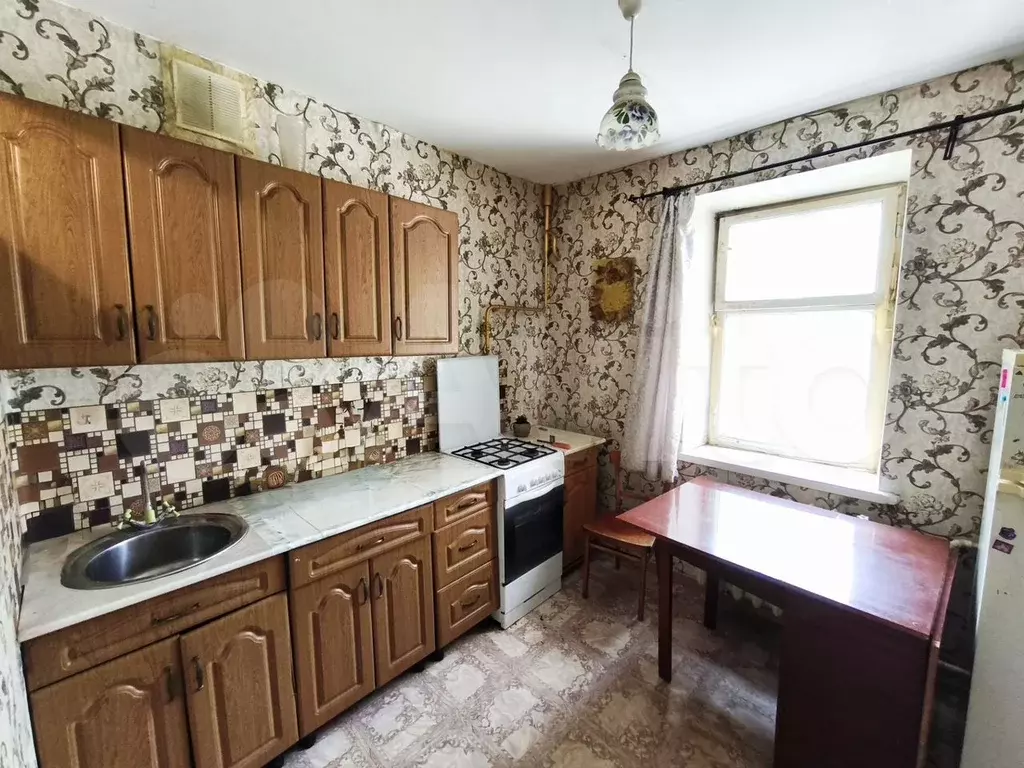 1-к. квартира, 40 м, 1/9 эт. - Фото 0