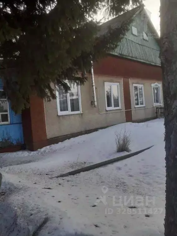 Дом в Омская область, Москаленский район, с. Екатериновка Молодежная ... - Фото 1