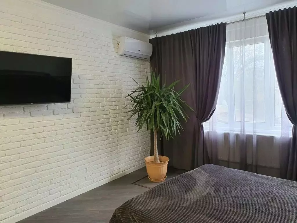 Дом в Крым, Евпатория ул. Матвеева, 14 (100 м) - Фото 2