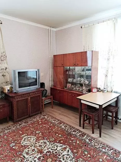 Комната 18м в 3-к., 1/3эт. - Фото 1