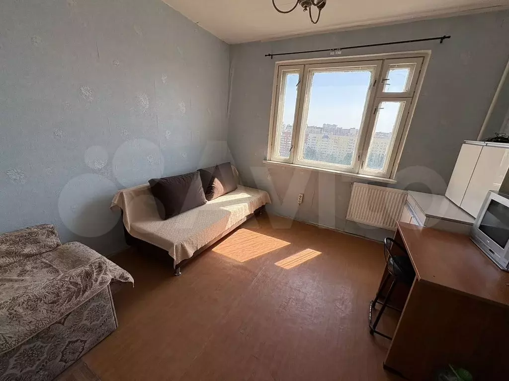 Комната 10 м в 3-к., 15/17 эт. - Фото 0