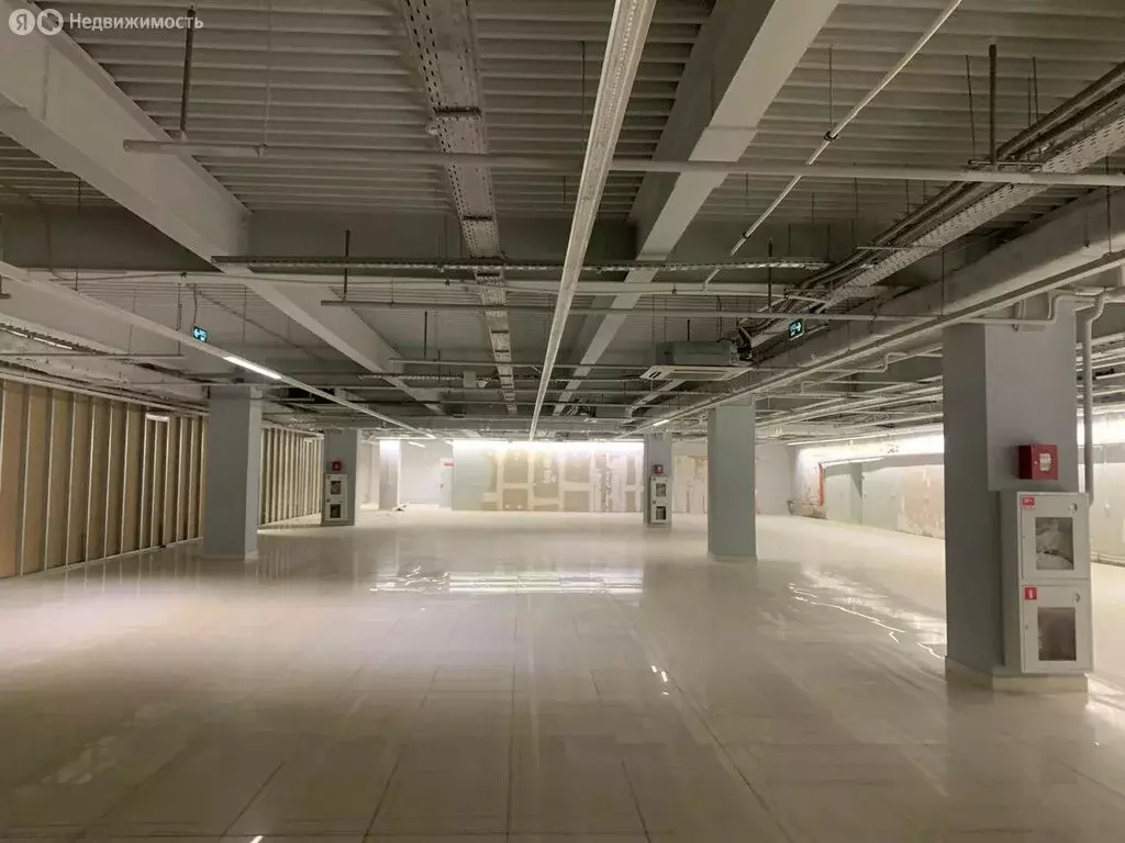 Помещение свободного назначения (1400 м) - Фото 1