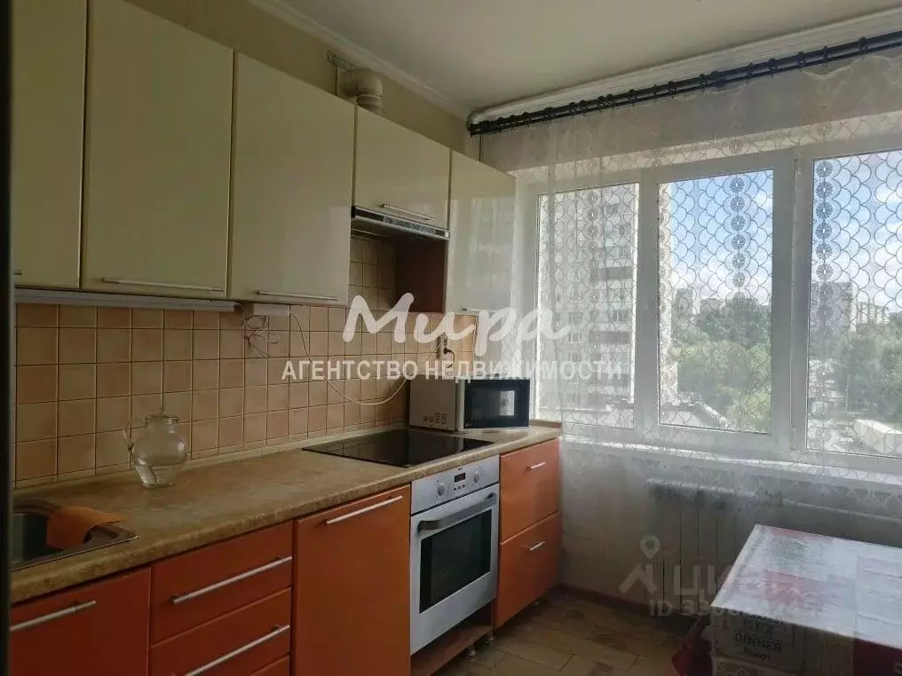 2-к кв. Московская область, Дзержинский Дзержинская ул., 17 (58.0 м) - Фото 1