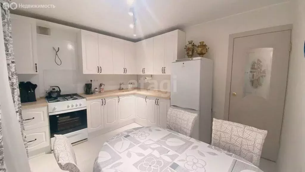 2-комнатная квартира: Стерлитамак, улица Строителей, 4 (54.9 м) - Фото 0