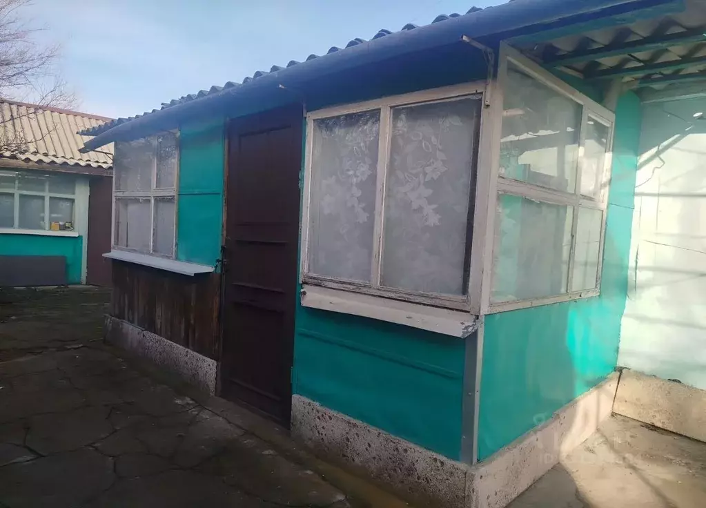 Дом в Краснодарский край, Курганинск Сочинский туп. (30 м) - Фото 2