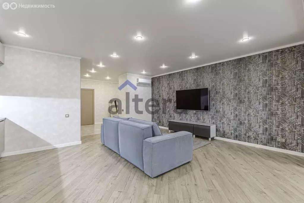 1-комнатная квартира: Казань, Комсомольская улица, 1 (69 м) - Фото 1