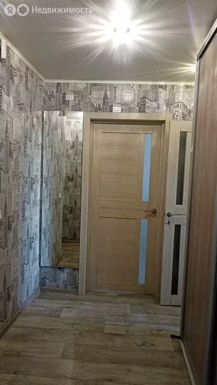 3-комнатная квартира: Ишимбай, улица Чкалова, 12Б (71 м) - Фото 0